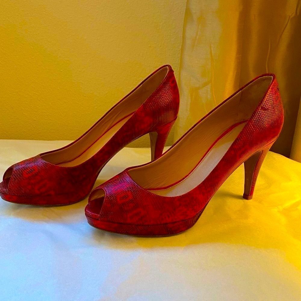 Retro Hugo Boss red snake skin peep toe platform heels in size 37.5 or 7.5